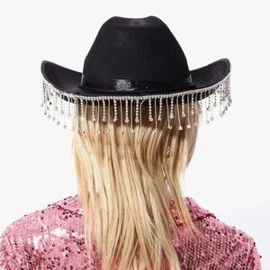 Black Cowboy Hat with Silver Fringe 🖤🪩🤠